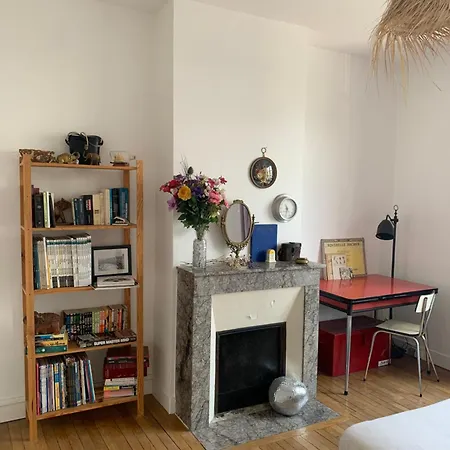 Habitación en casa particular Cosy Avec Jardin, Proche Centre Et