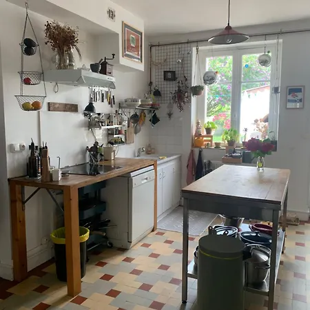 Cosy Avec Jardin, Proche Centre Et Accommodatie bij particulieren
