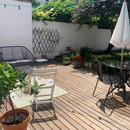 Cosy Avec Jardin, Proche Centre Et